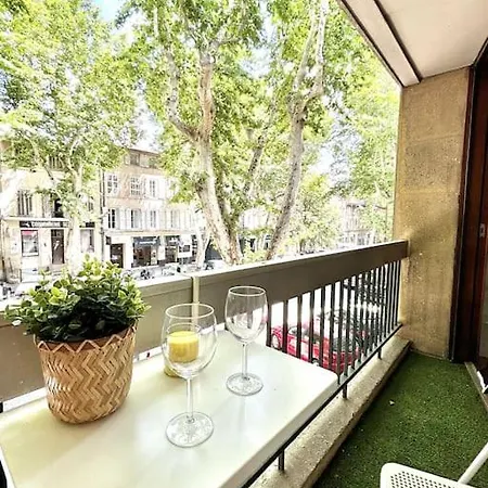 Lumineux Avec Terrasse * Экс-ан-Прованс